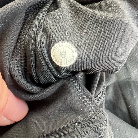 Lululemon Black Align Leggings Size 6 - Picture 4 of 5